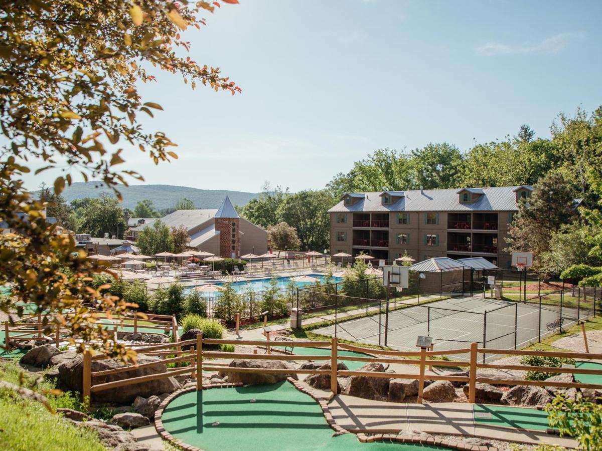 Holiday Inn Club Vacations Oak N Spruce Resort In The Berkshires Lee Exterior photo