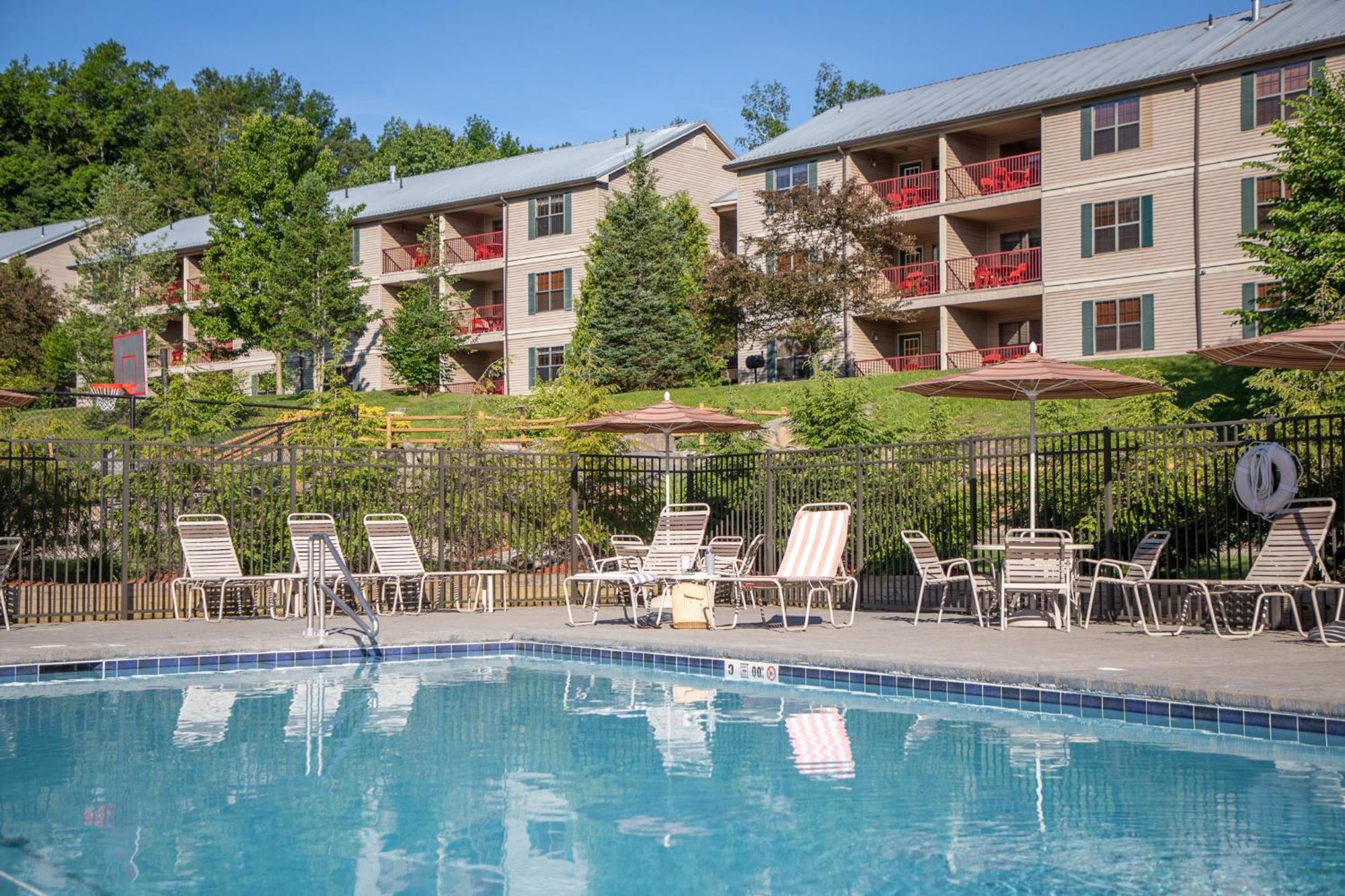 Holiday Inn Club Vacations Oak N Spruce Resort In The Berkshires Lee Exterior photo